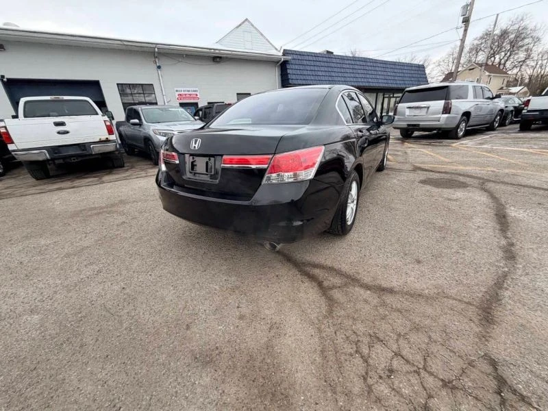 2012 Honda Accord 8th Gen - Image 10 of 12