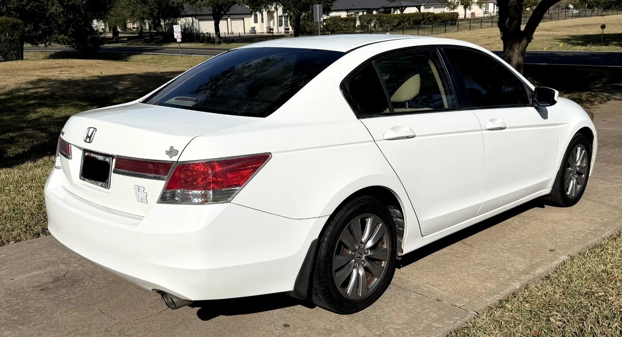 2012 Honda Accord 8th Gen - Image 4 of 14