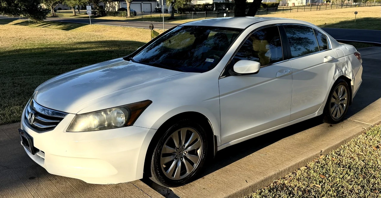 2012 Honda Accord 8th Gen - Image 7 of 14
