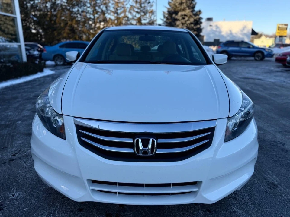 2012 Honda Accord 8th Gen - Image 8 of 21