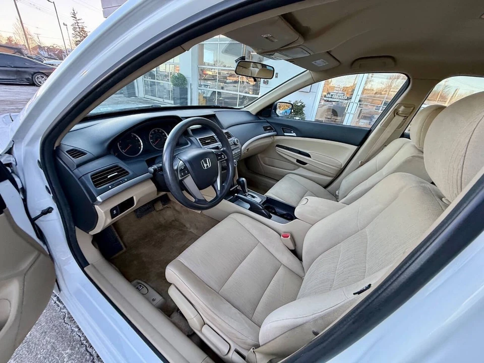 2012 Honda Accord 8th Gen - Image 10 of 21
