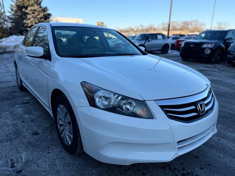 2012 Honda Accord 8th Gen - Image 7 of 21