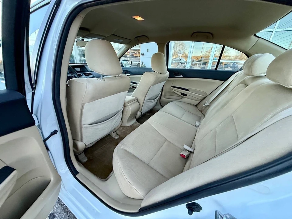2012 Honda Accord 8th Gen - Image 12 of 21