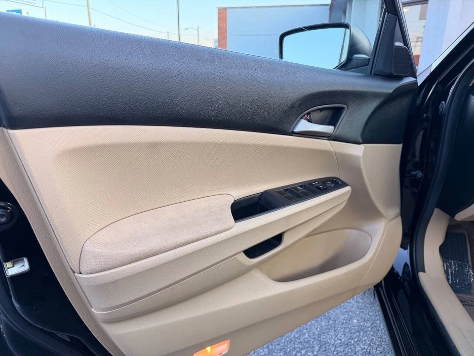 2012 Honda Accord 8th Gen - Image 15 of 21