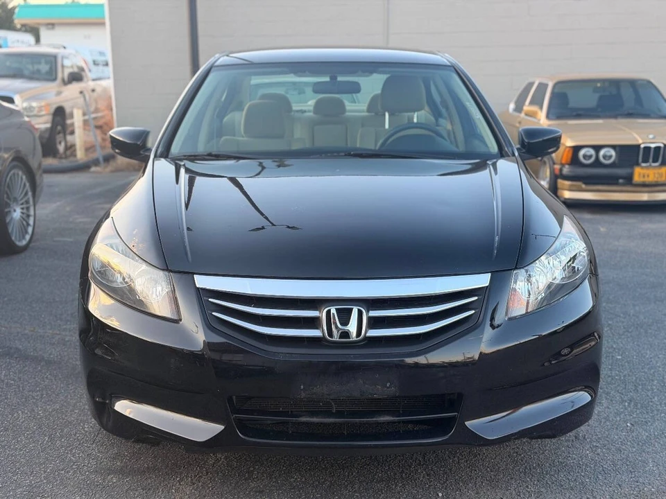 2012 Honda Accord 8th Gen - Image 3 of 21
