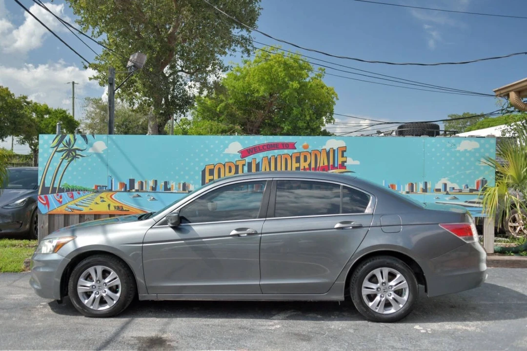 2012 Honda Accord 8th Gen - Image 6 of 12