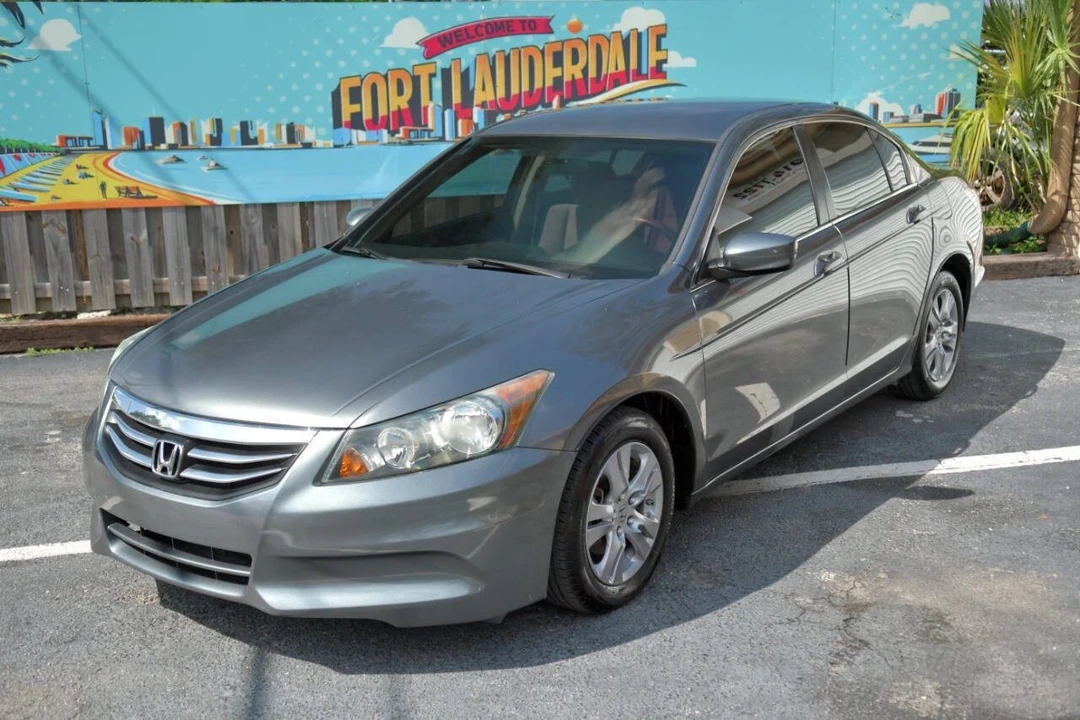 2012 Honda Accord 8th Gen - Image 2 of 12