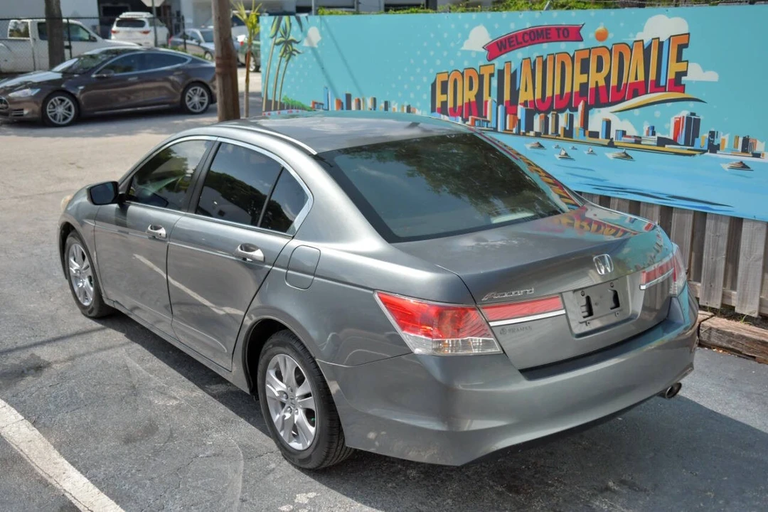 2012 Honda Accord 8th Gen - Image 7 of 12