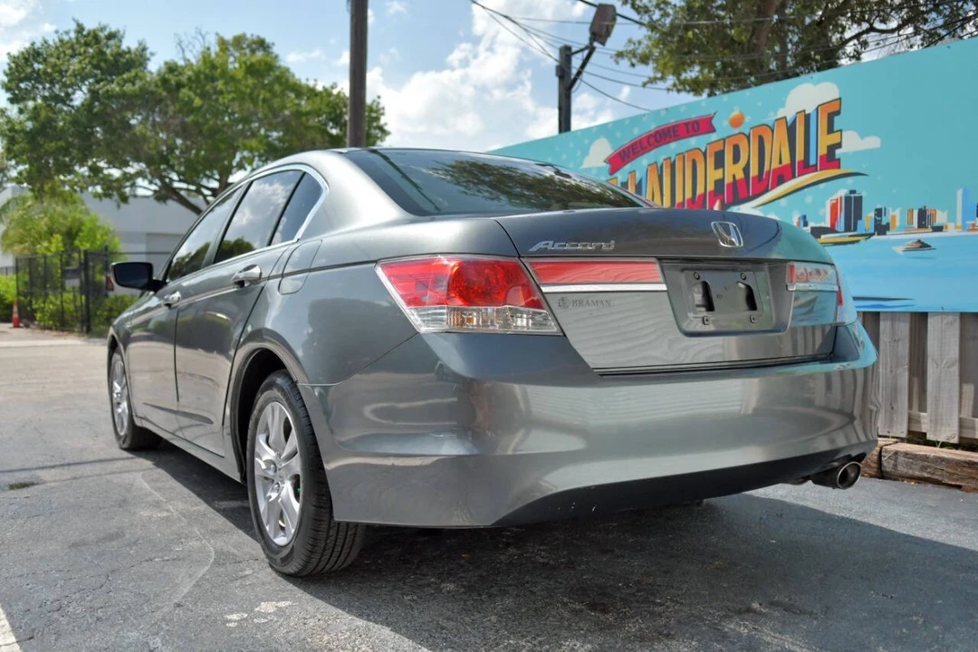 2012 Honda Accord 8th Gen - Image 8 of 12
