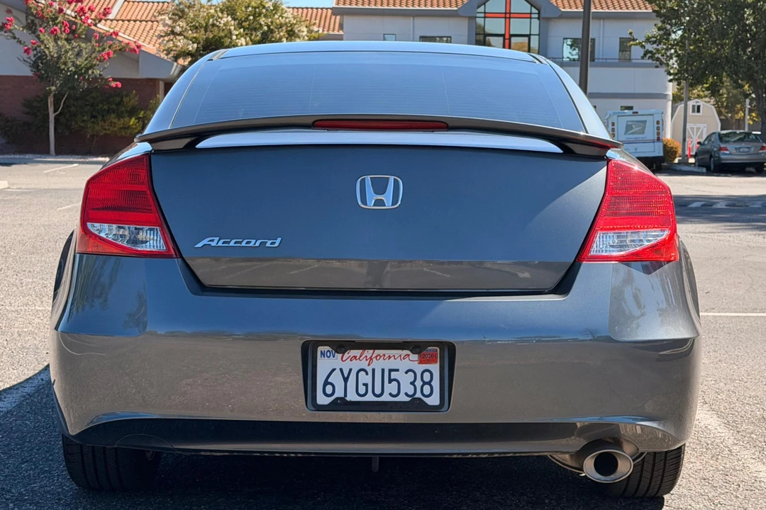 2012 Honda Accord 8th Gen - Image 5 of 31
