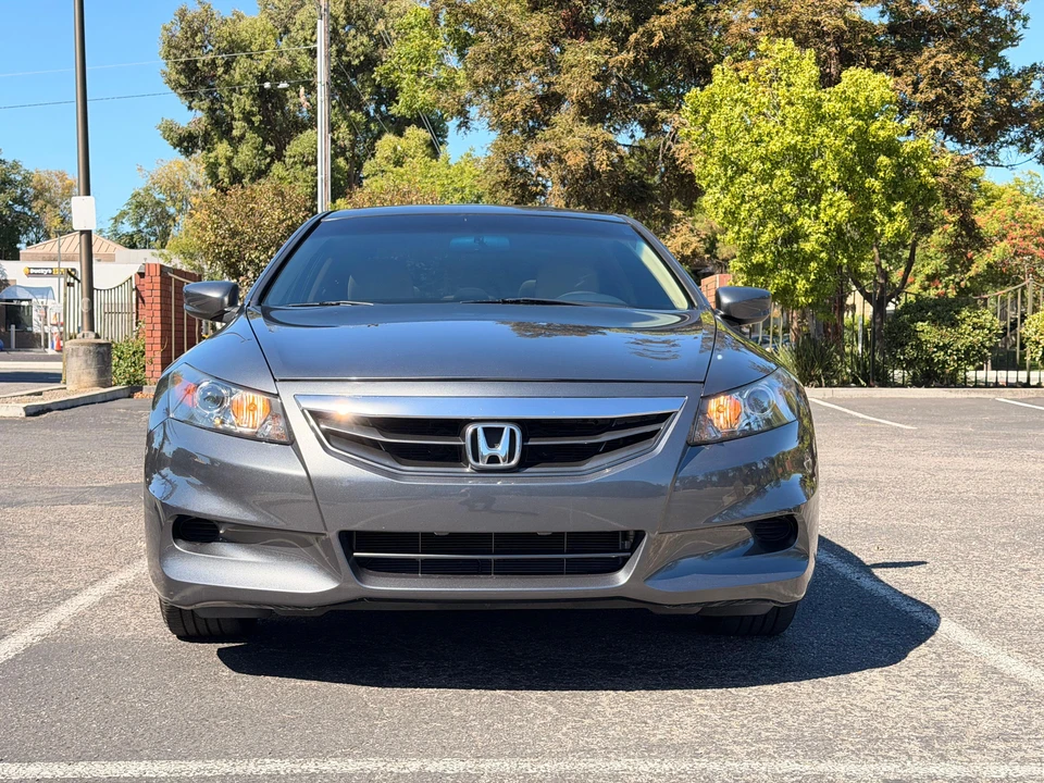 2012 Honda Accord 8th Gen - Image 9 of 31