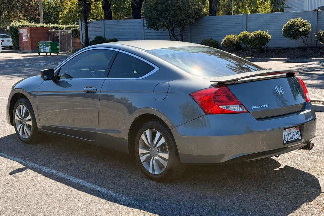 2012 Honda Accord 8th Gen - Image 4 of 31