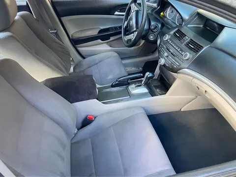 2012 Honda Accord 8th Gen - Image 3 of 7