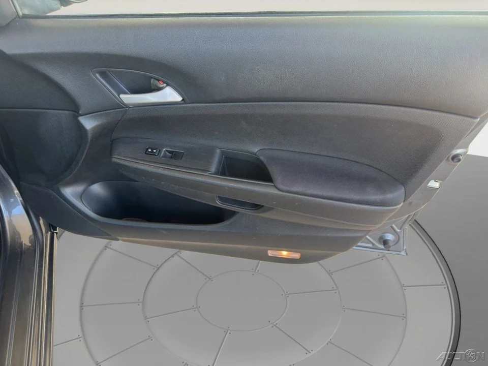 2012 Honda Accord 8th Gen - Image 18 of 21
