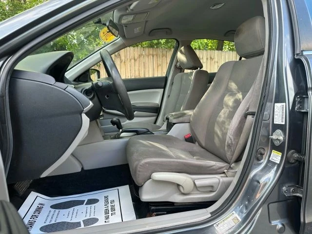 2012 Honda Accord 8th Gen - Image 11 of 19