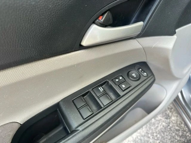 2012 Honda Accord 8th Gen - Image 10 of 19