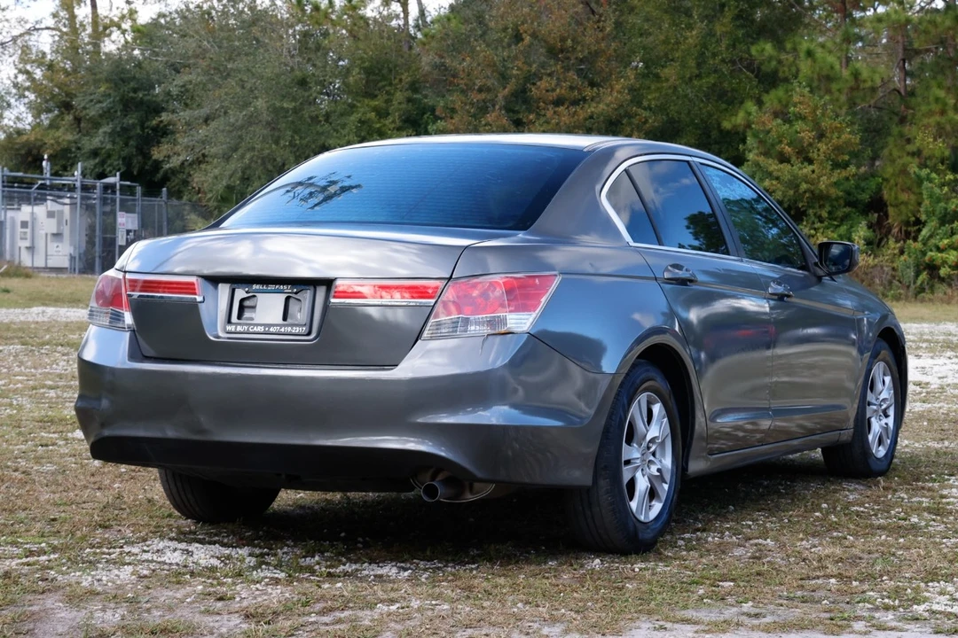 2012 Honda Accord 8th Gen - Image 11 of 12