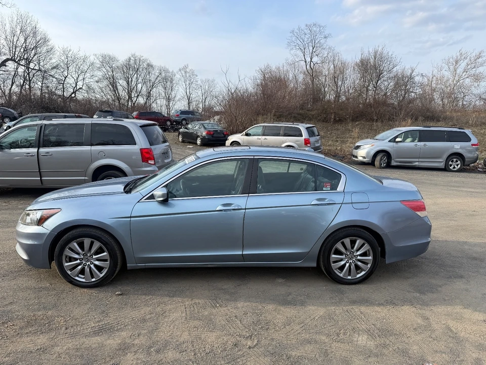 2012 Honda Accord 8th Gen - Image 2 of 19