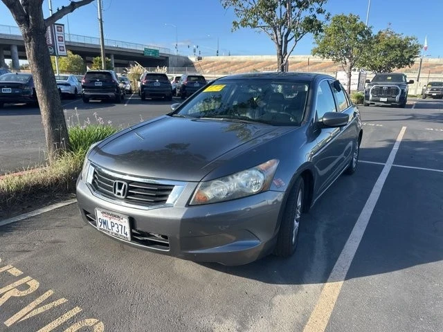 2012 Honda Accord 8th Gen - Image 2 of 12