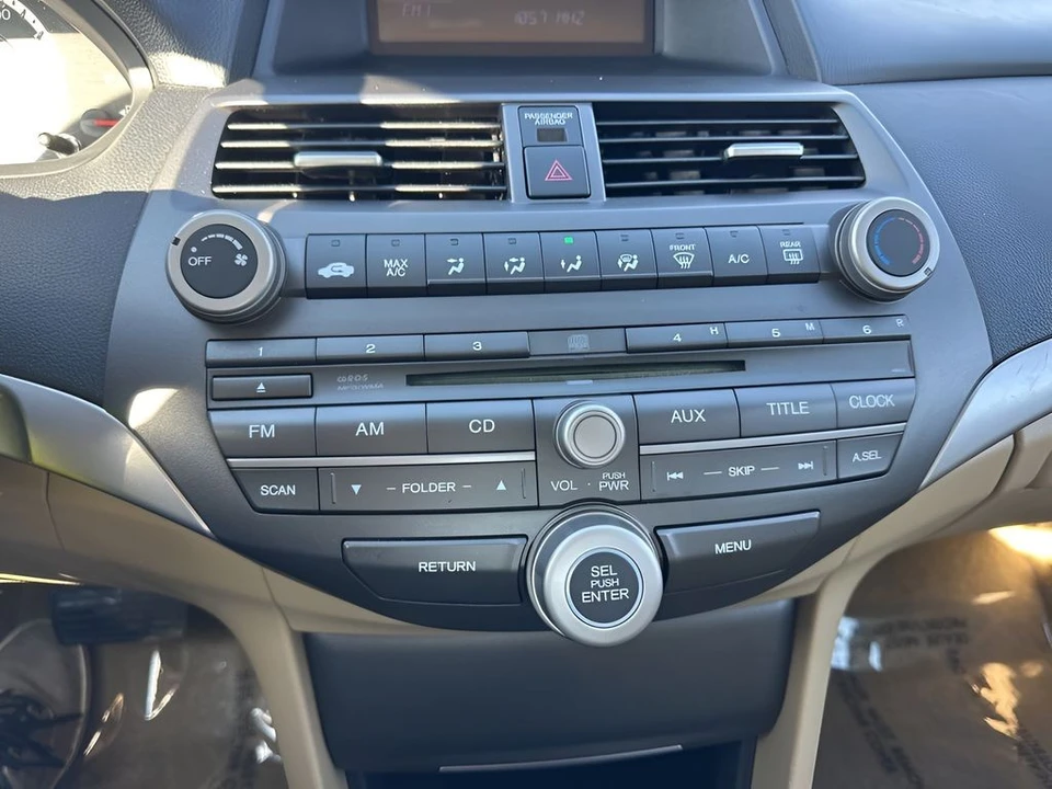 2012 Honda Accord 8th Gen - Image 17 of 21