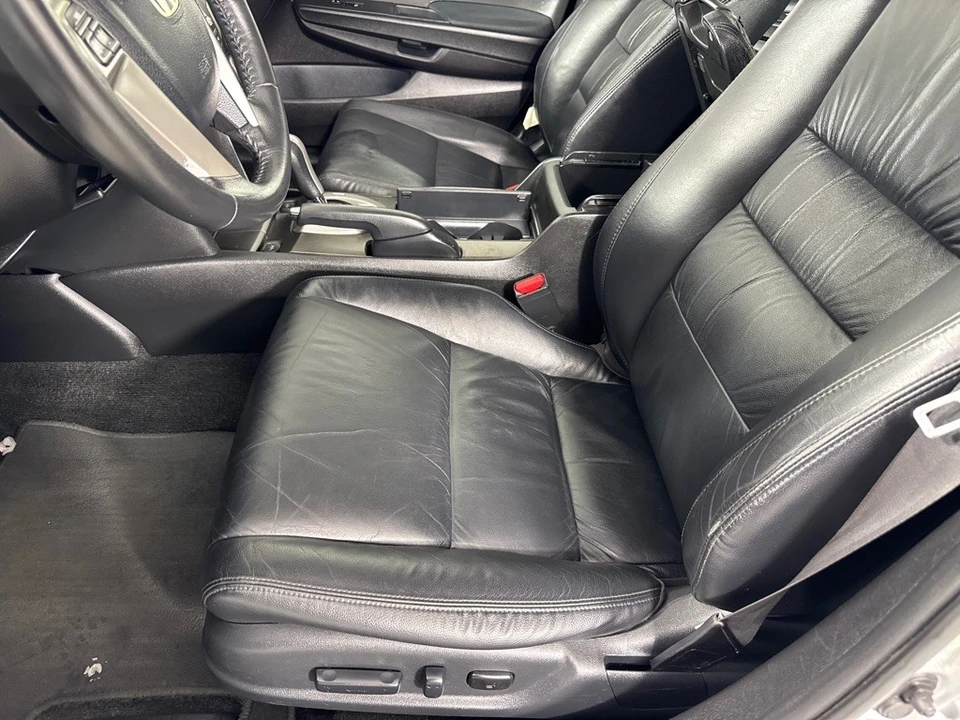2012 Honda Accord 8th Gen - Image 11 of 12