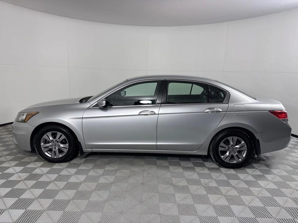 2012 Honda Accord 8th Gen - Image 6 of 12