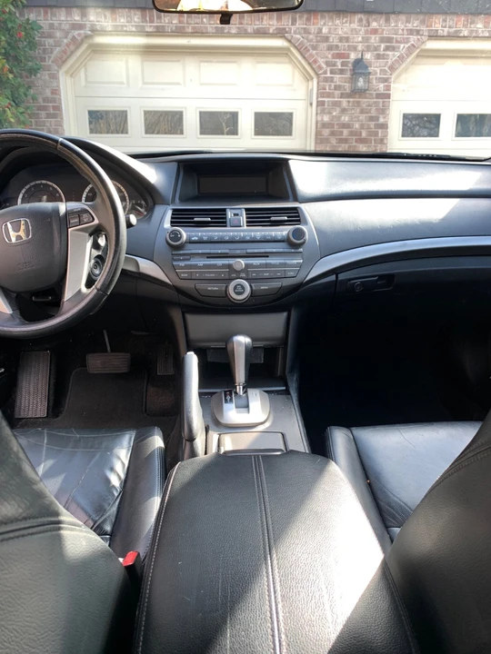 2012 Honda Accord 8th Gen - Image 9 of 11