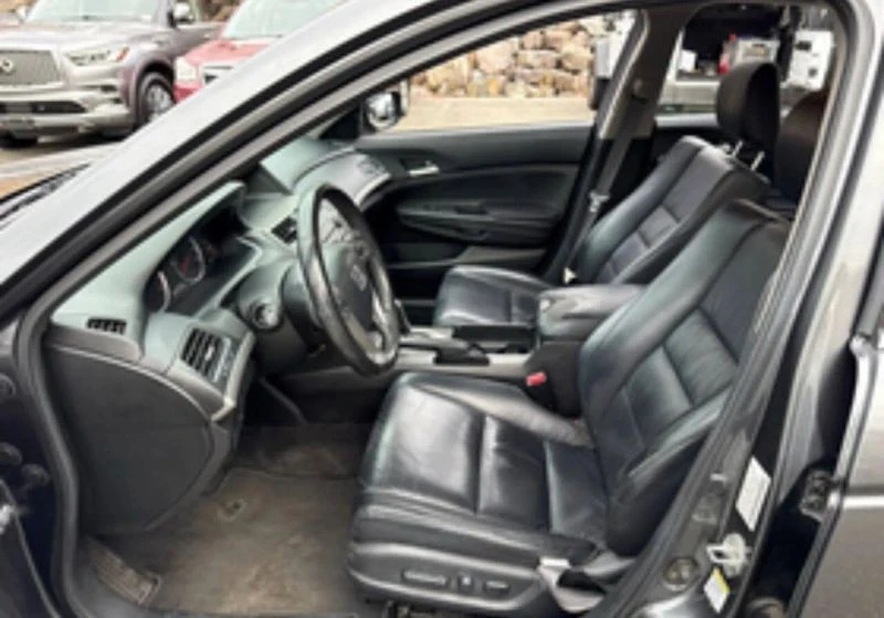 2012 Honda Accord 8th Gen - Image 9 of 11