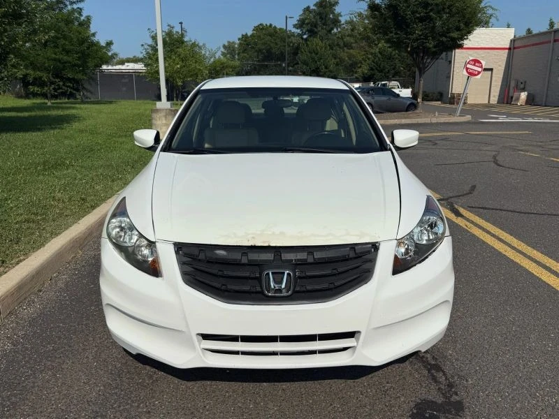 2012 Honda Accord 8th Gen - Image 2 of 12