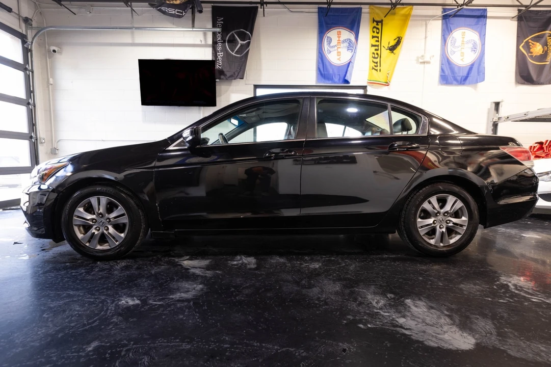 2012 Honda Accord 8th Gen - Image 3 of 12