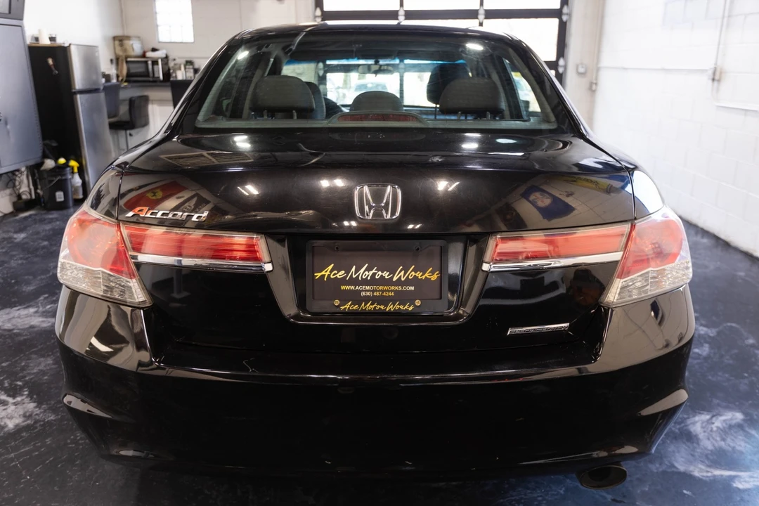 2012 Honda Accord 8th Gen - Image 10 of 12