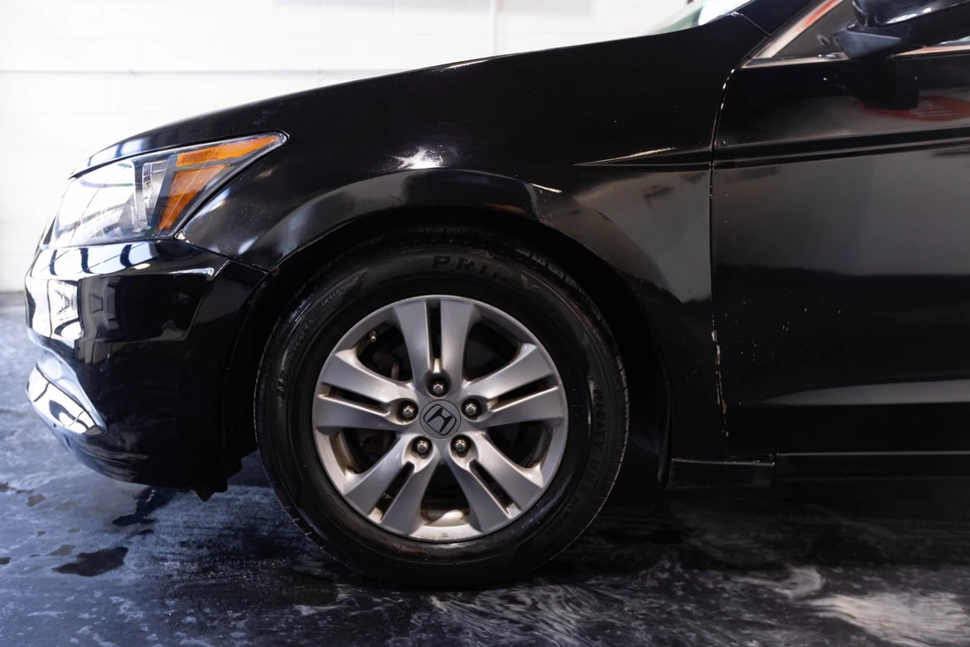 2012 Honda Accord 8th Gen - Image 5 of 12
