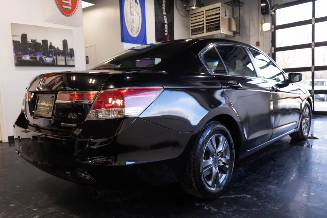 2012 Honda Accord 8th Gen - Image 11 of 12