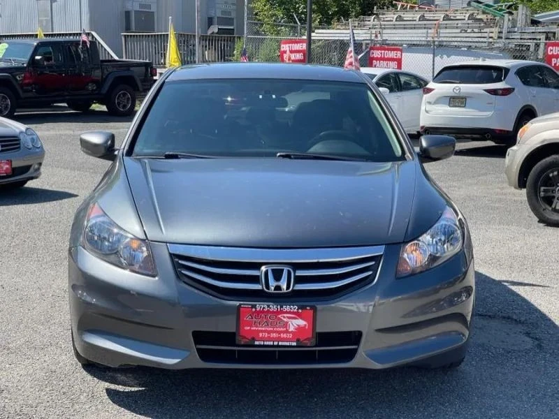 2012 Honda Accord 8th Gen - Image 2 of 12