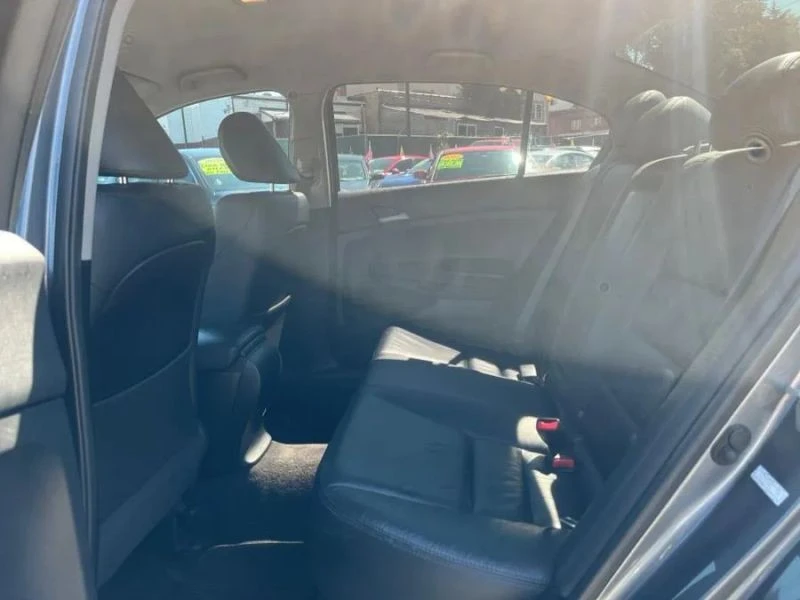 2012 Honda Accord 8th Gen - Image 11 of 12