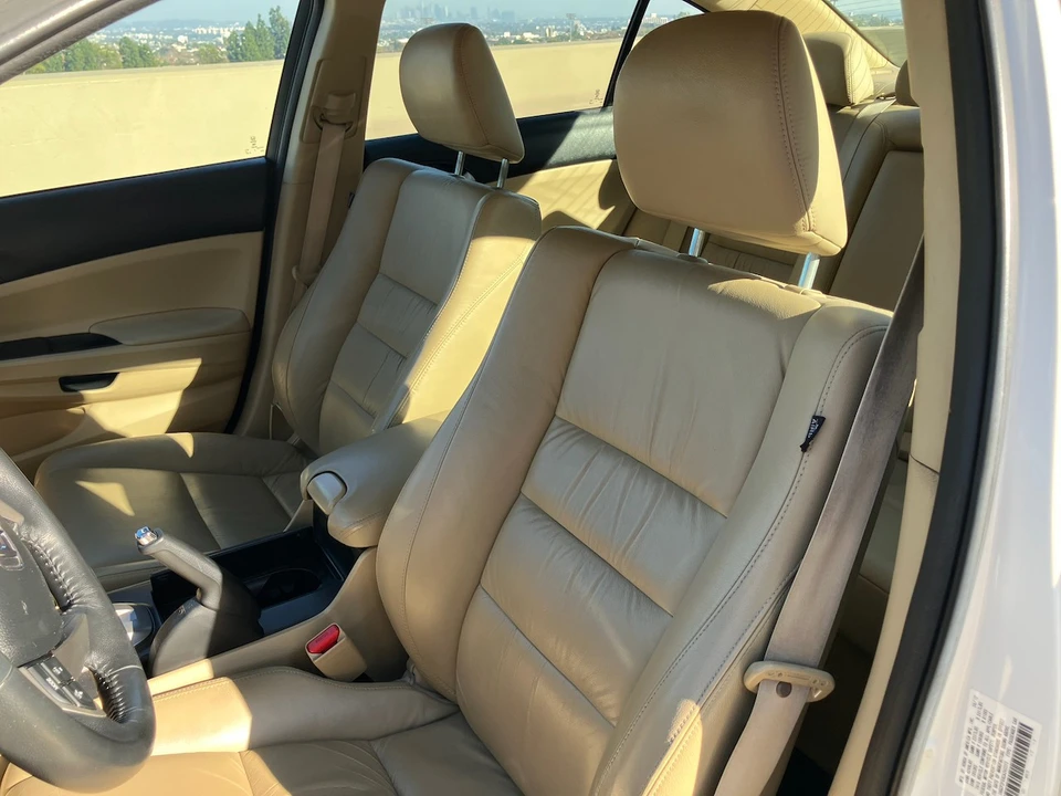 2012 Honda Accord 8th Gen - Image 16 of 21
