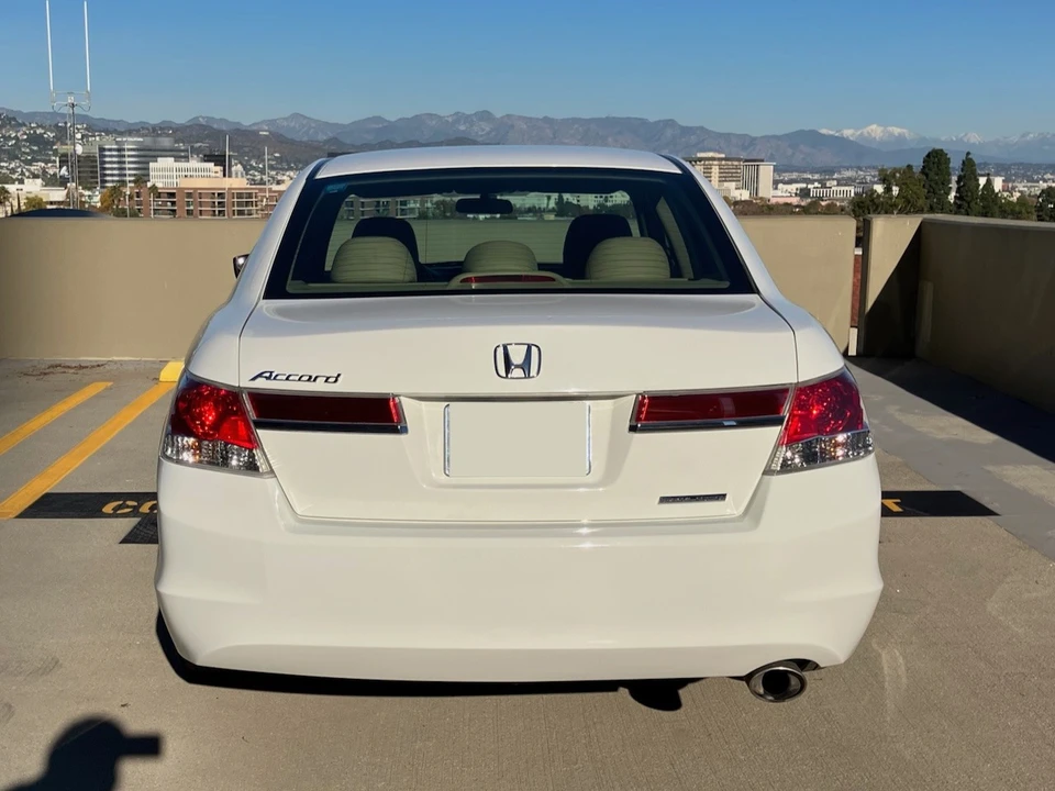 2012 Honda Accord 8th Gen - Image 5 of 21
