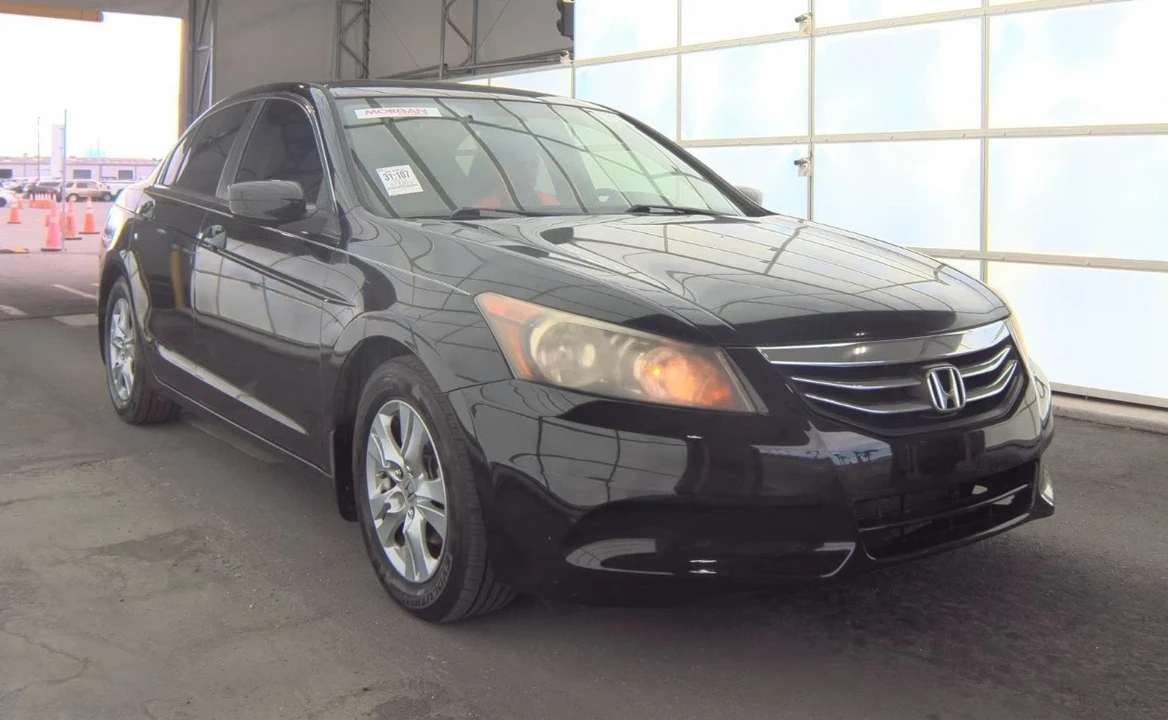 2012 Honda Accord 8th Gen - Image 5 of 12
