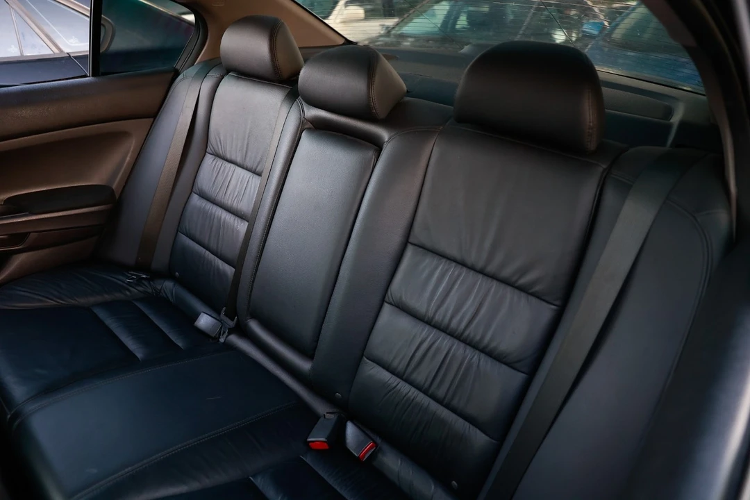 2012 Honda Accord 8th Gen - Image 8 of 12