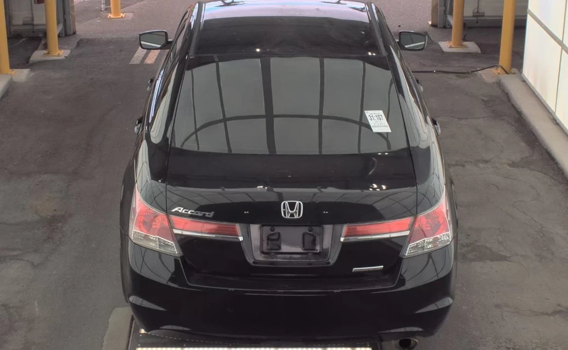 2012 Honda Accord 8th Gen - Image 3 of 12