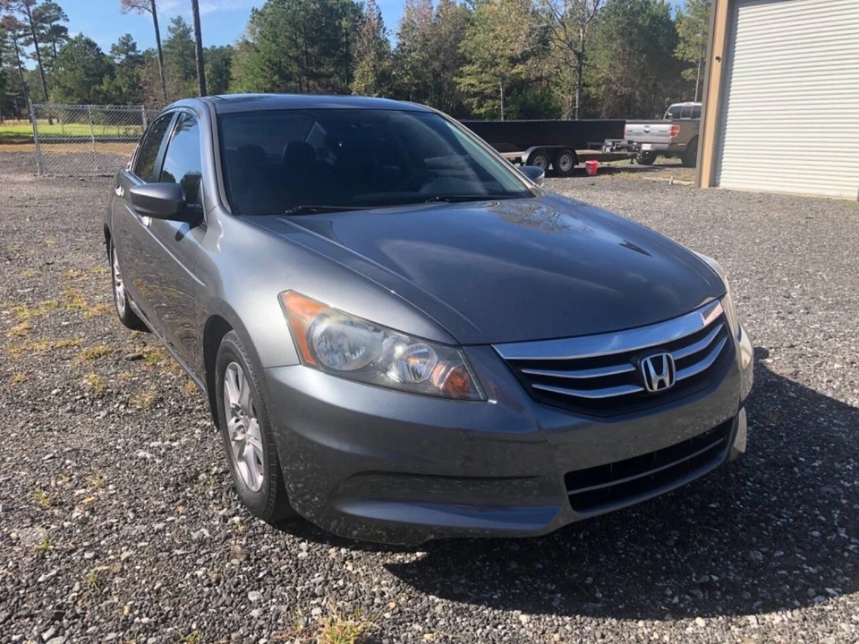 2012 Honda Accord 8th Gen - Image 10 of 21