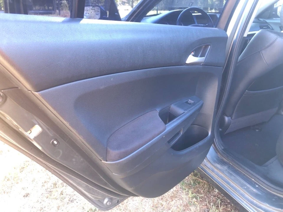 2012 Honda Accord 8th Gen - Image 19 of 21