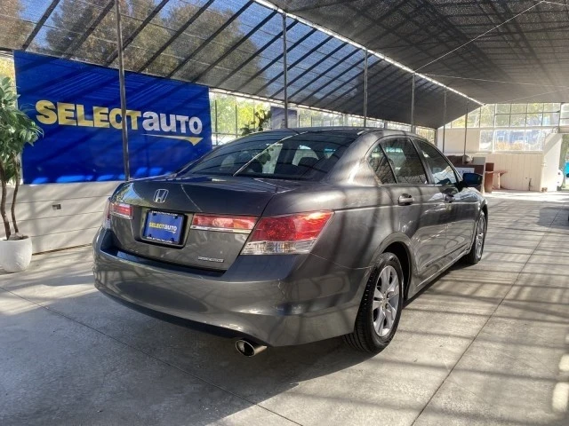 2012 Honda Accord 8th Gen - Image 8 of 21