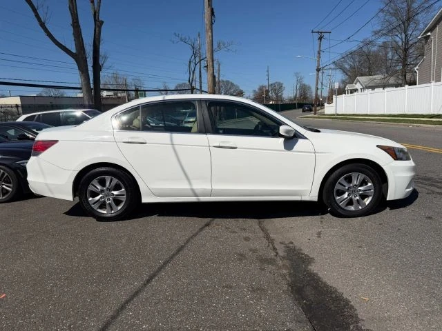 2012 Honda Accord 8th Gen - Image 4 of 11