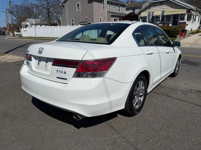 2012 Honda Accord 8th Gen - Image 7 of 11