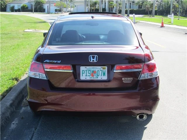 2012 Honda Accord 8th Gen - Image 4 of 12
