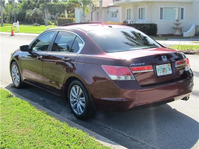 2012 Honda Accord 8th Gen - Image 7 of 12