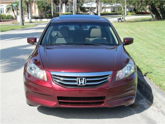 2012 Honda Accord 8th Gen - Image 11 of 12