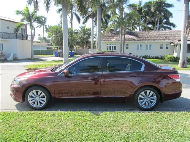 2012 Honda Accord 8th Gen - Image 8 of 12