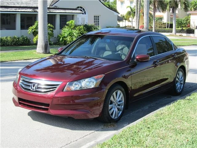 2012 Honda Accord 8th Gen - Image 9 of 12